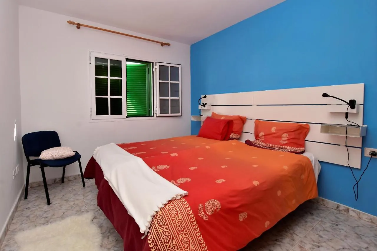 Marysol 1 Apartment With Terrace Close To The Sea Punta Mujeres
